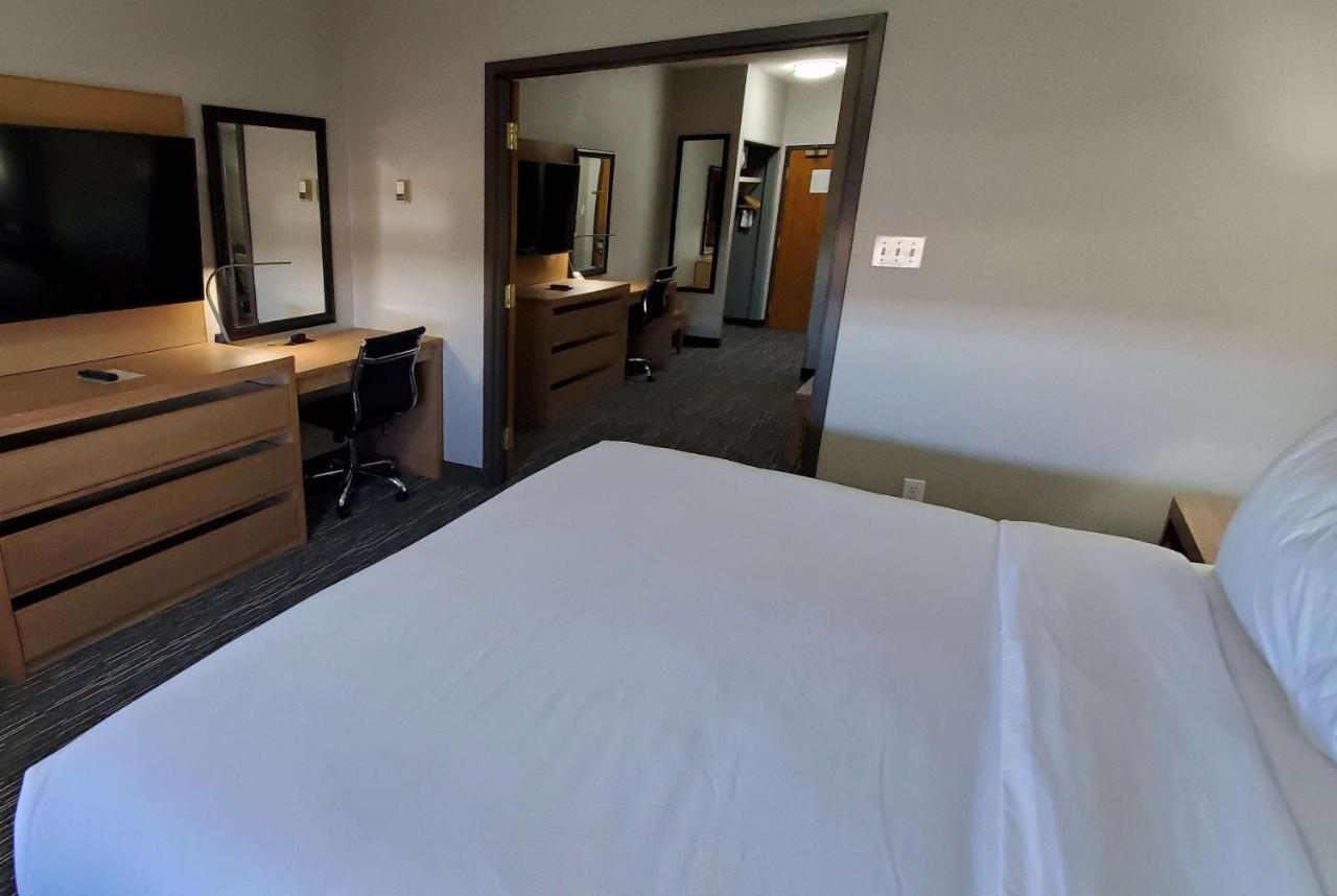 วินเกท บาย วินด์แฮม เลทบริดจ์ Hotel ภายนอก รูปภาพ