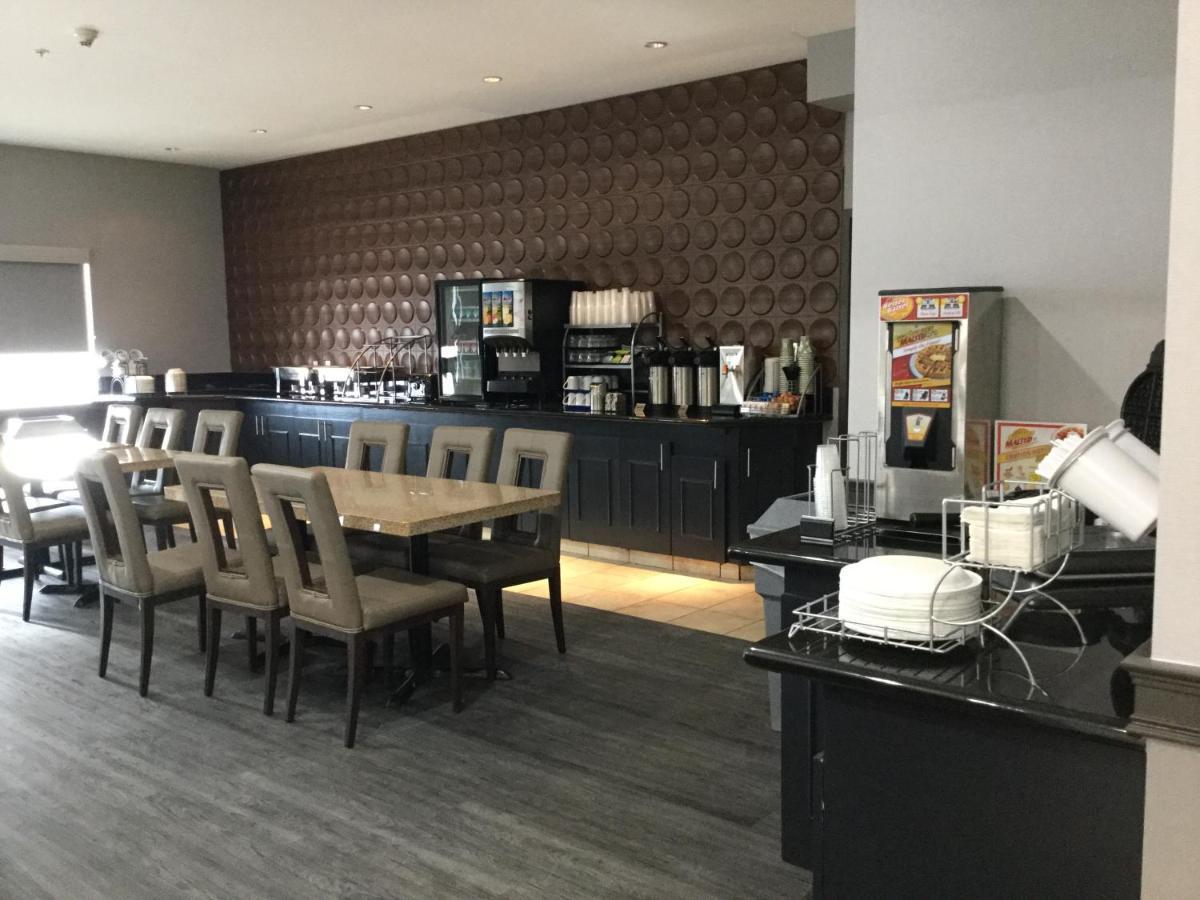 วินเกท บาย วินด์แฮม เลทบริดจ์ Hotel ภายนอก รูปภาพ