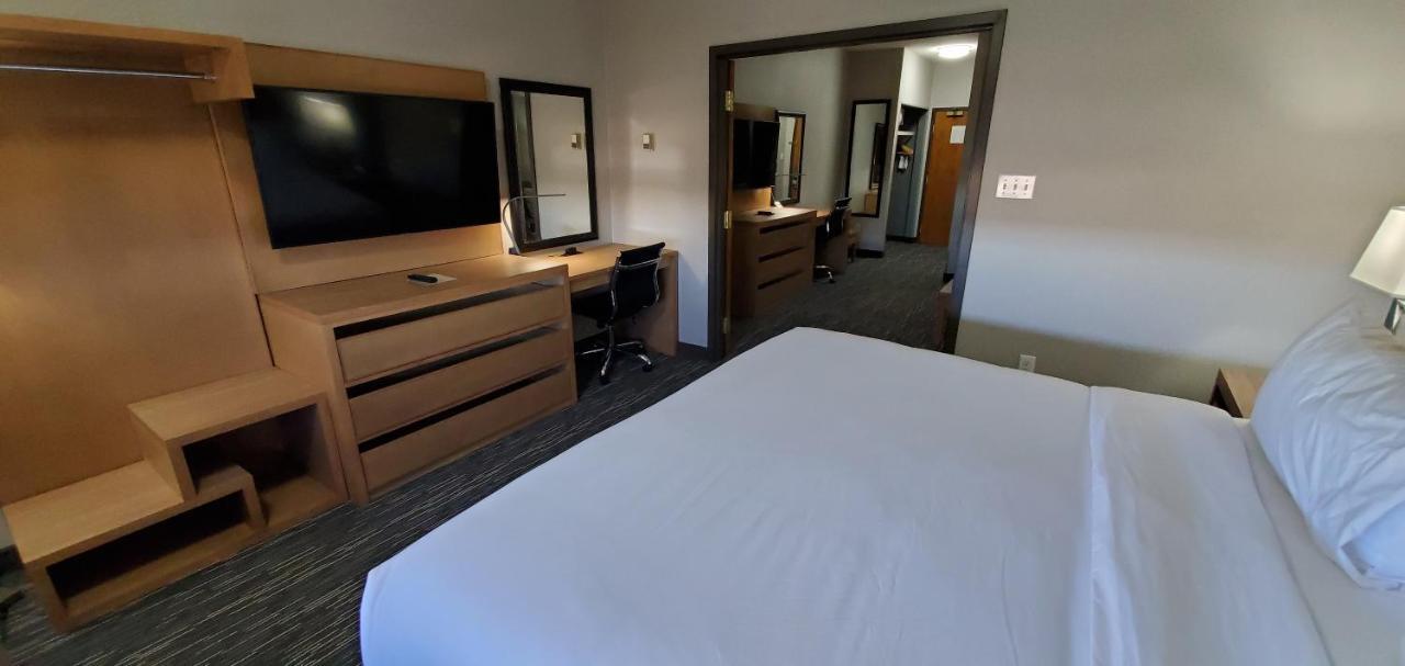 วินเกท บาย วินด์แฮม เลทบริดจ์ Hotel ภายนอก รูปภาพ